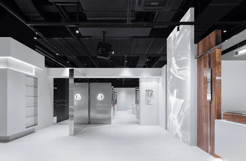DayBeau Clinic Myeongdong 2 · Inside the clinic 4